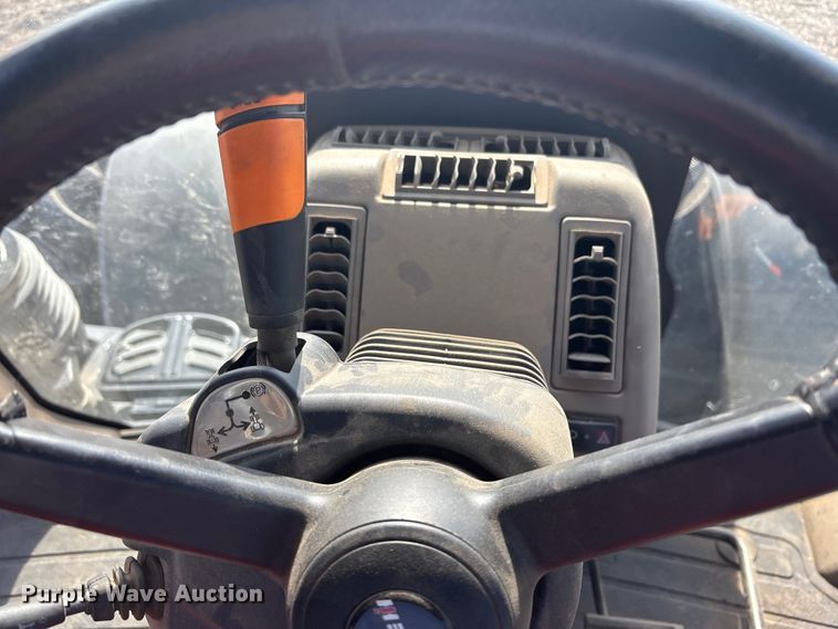 image for item EA4583 2019 Case 380 CVT Magnum MFWD tractor