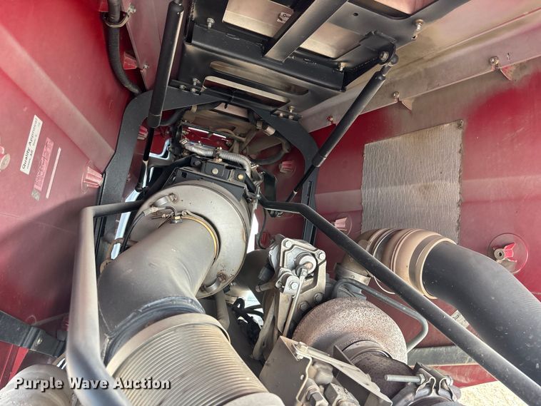 image for item EA4583 2019 Case 380 CVT Magnum MFWD tractor