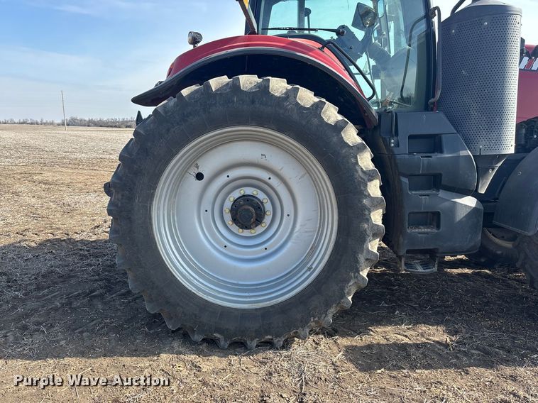 image for item EA4583 2019 Case 380 CVT Magnum MFWD tractor