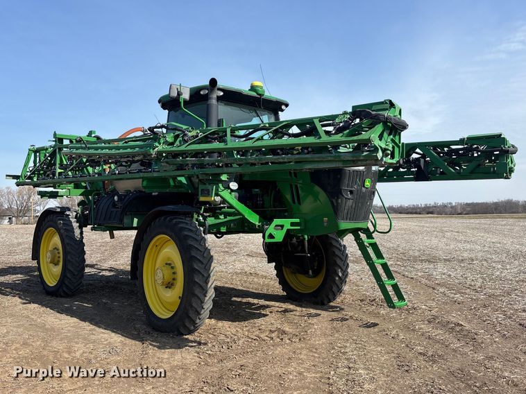 image for item EA4585 2013 John Deere R4038 sprayer