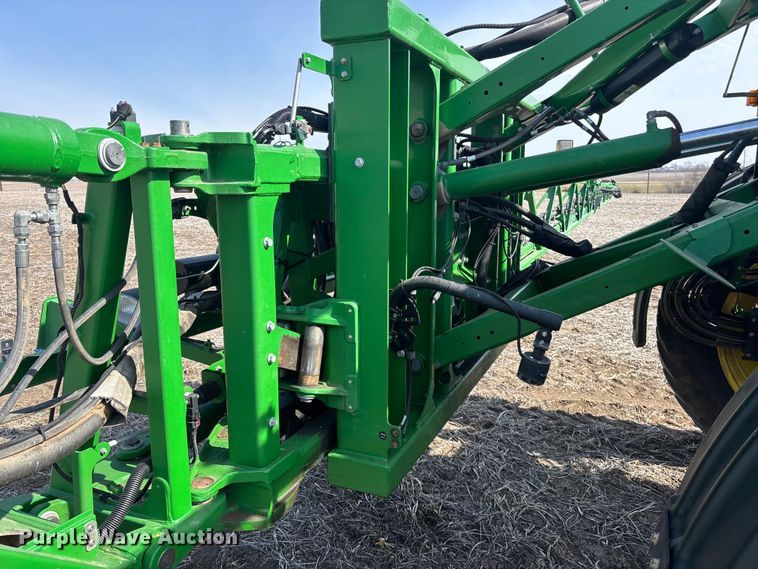 image for item EA4585 2013 John Deere R4038 sprayer