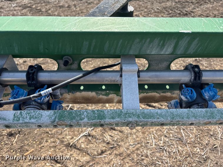 image for item EA4585 2013 John Deere R4038 sprayer