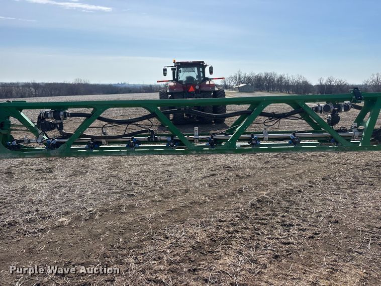 image for item EA4585 2013 John Deere R4038 sprayer