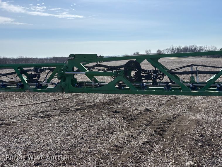 image for item EA4585 2013 John Deere R4038 sprayer