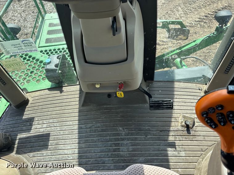 image for item EA4585 2013 John Deere R4038 sprayer