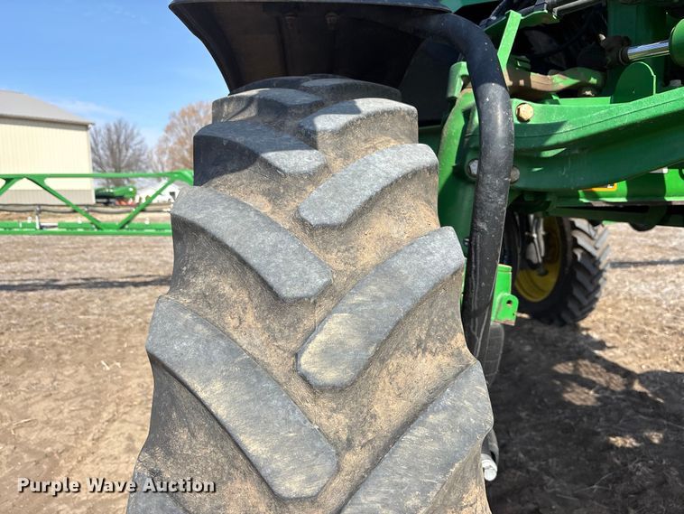 image for item EA4585 2013 John Deere R4038 sprayer