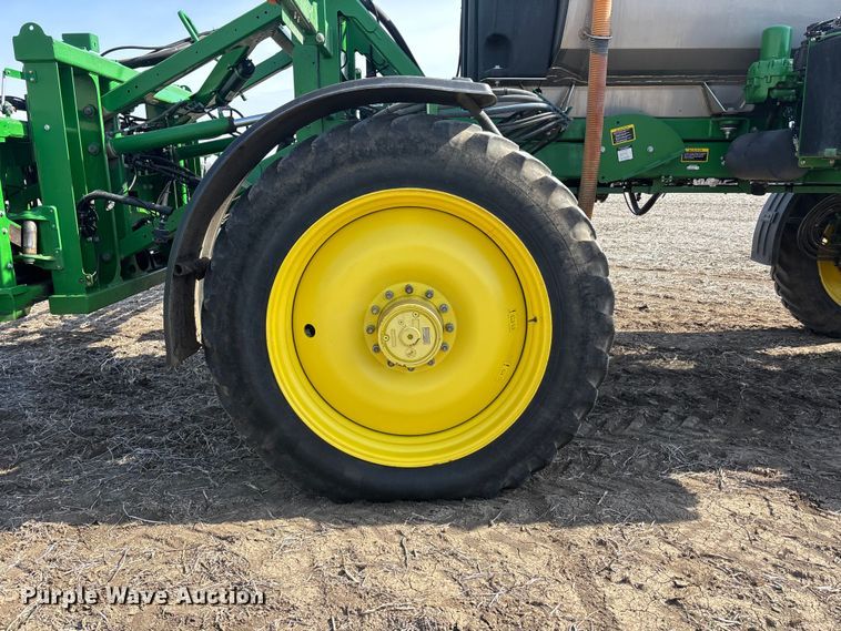 image for item EA4585 2013 John Deere R4038 sprayer