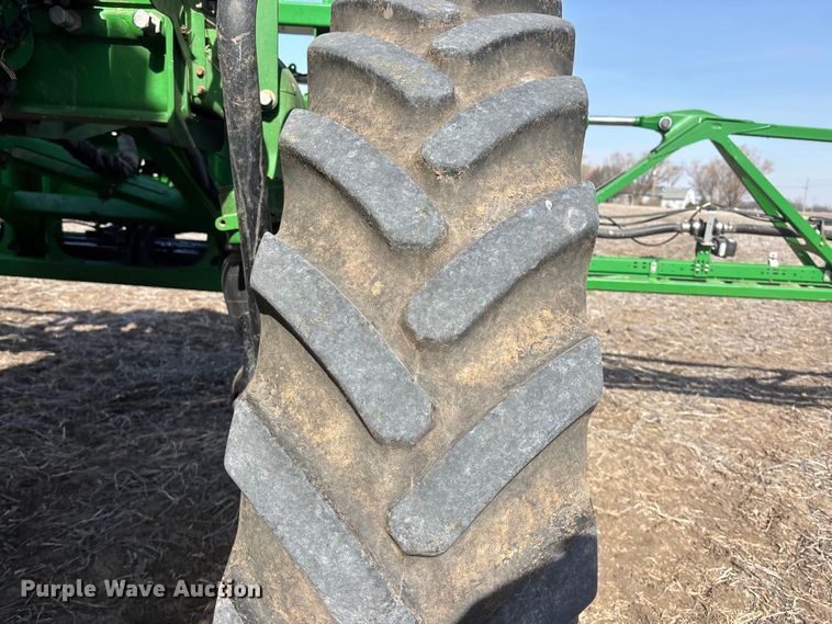 image for item EA4585 2013 John Deere R4038 sprayer