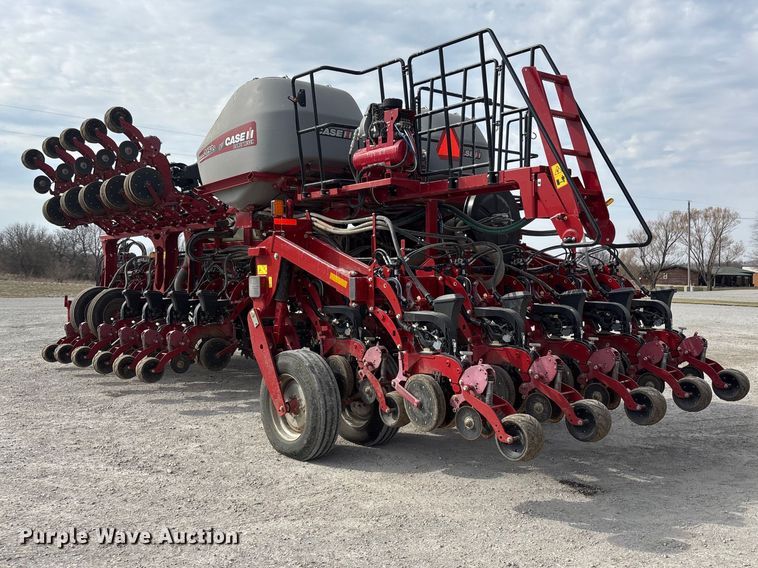 image for item EA4586 2022 Case IH 2150S planter
