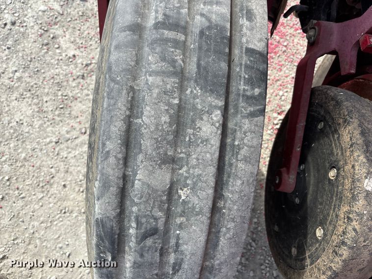 image for item EA4586 2022 Case IH 2150S planter