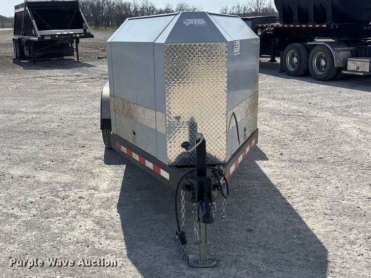 image for item EA4587 2022 Bestway Tanker fuel trailer