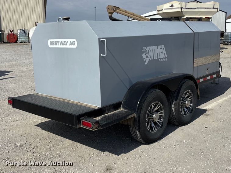 image for item EA4587 2022 Bestway Tanker fuel trailer