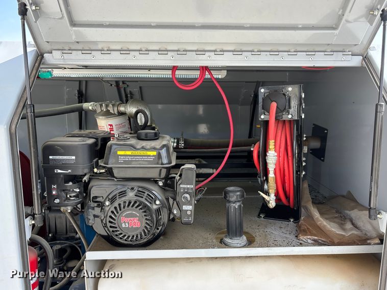 image for item EA4587 2022 Bestway Tanker fuel trailer