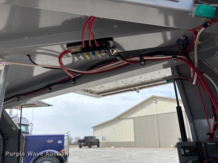 image for item EA4587 2022 Bestway Tanker fuel trailer