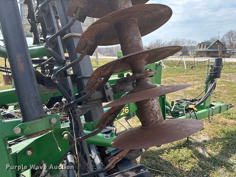 image for item EA4590 John Deere 726 mulch finisher