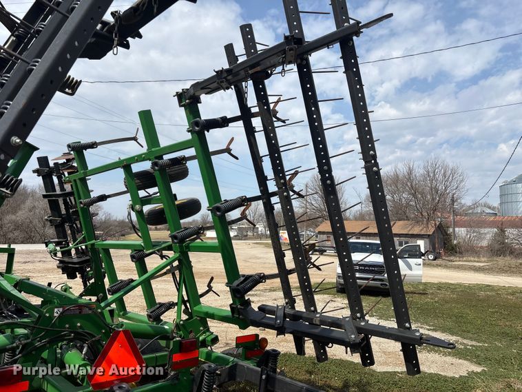 image for item EA4590 John Deere 726 mulch finisher