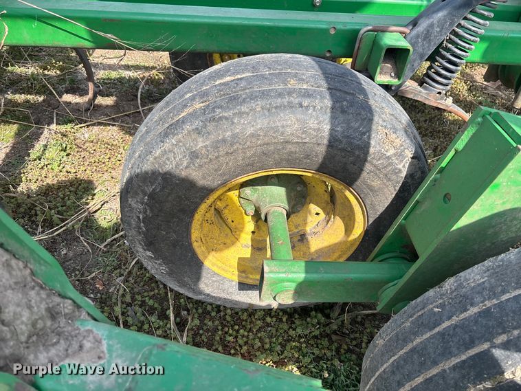 image for item EA4590 John Deere 726 mulch finisher