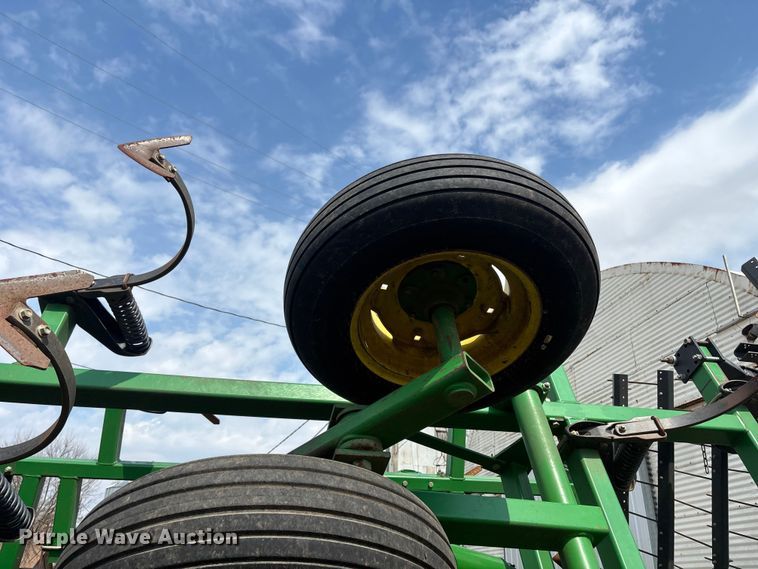 image for item EA4590 John Deere 726 mulch finisher