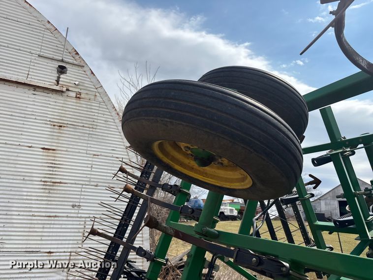 image for item EA4590 John Deere 726 mulch finisher