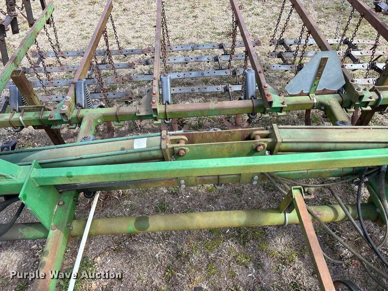 image for item EA4592 John Deere 960 field cultivator
