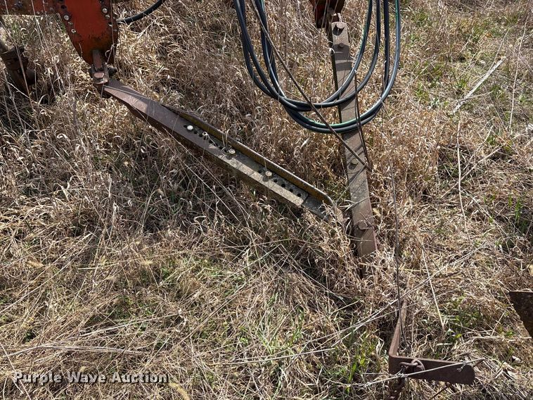 image for item EA4594 International harvester 700 plow