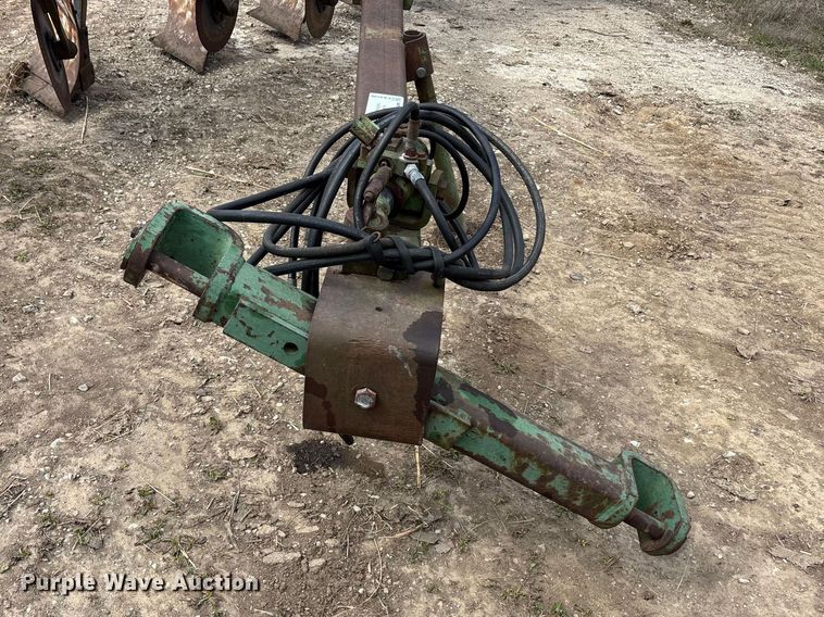 image for item EA4596 John Deere A2700 seven bottom plow