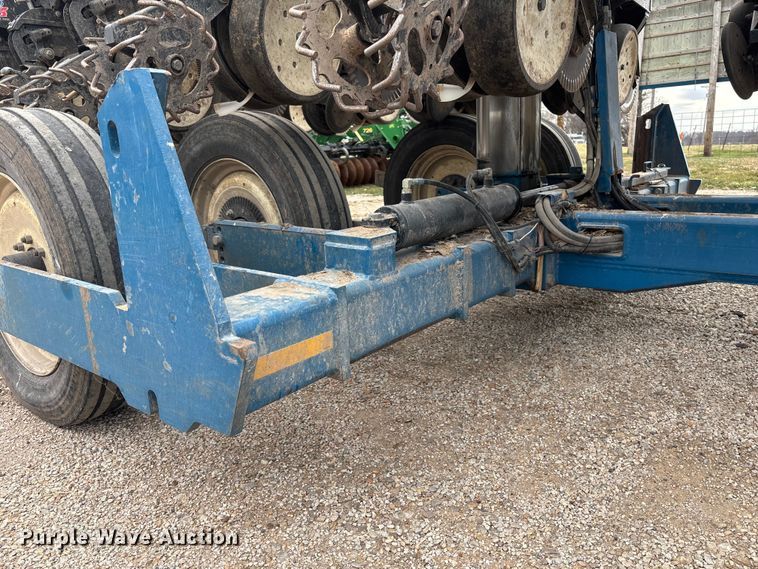 image for item EA4598 Kinze 3600 split row no-till planter