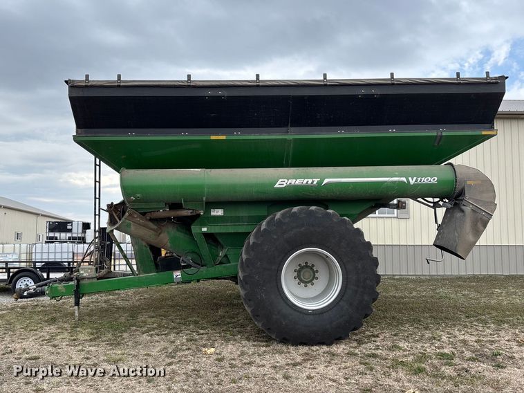 image for item EA4599 Brent V1100 grain cart
