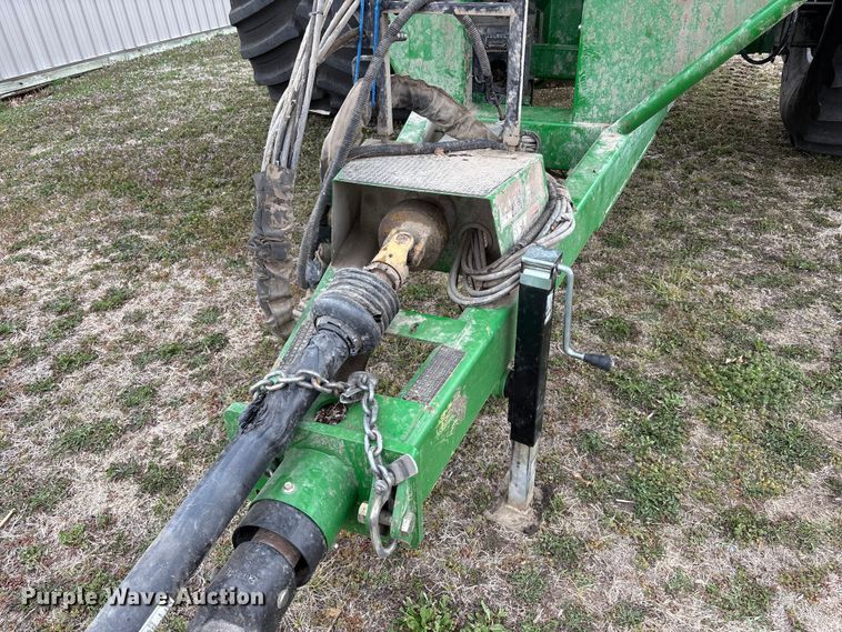 image for item EA4599 Brent V1100 grain cart