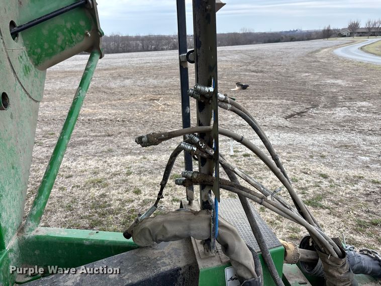 image for item EA4599 Brent V1100 grain cart