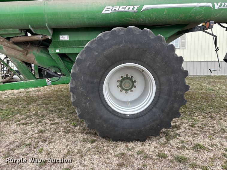 image for item EA4599 Brent V1100 grain cart