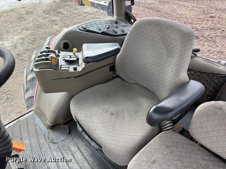 image for item EA4600 2004 Case IH Magnum MX285 MFWD tractor