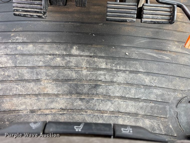 image for item EA4600 2004 Case IH Magnum MX285 MFWD tractor