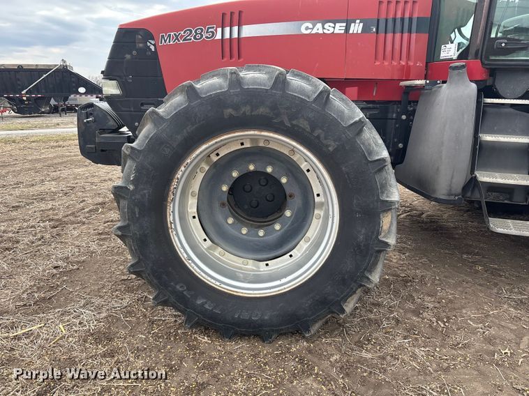 image for item EA4600 2004 Case IH Magnum MX285 MFWD tractor