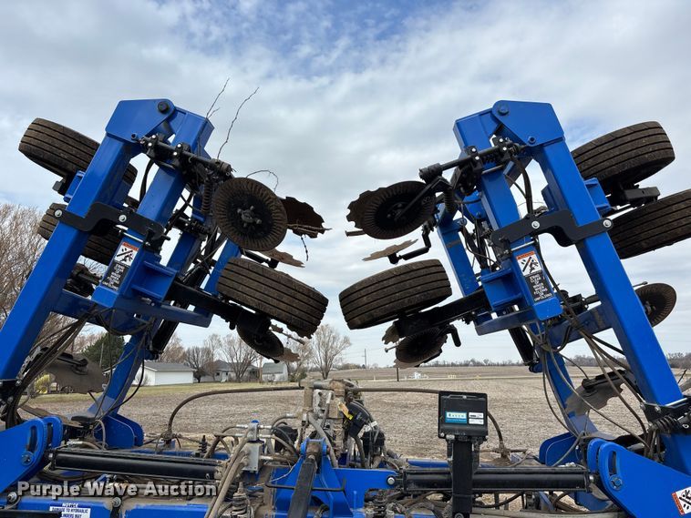 image for item EA4601 Dalton Ag DW7240-66 NH3 applicator