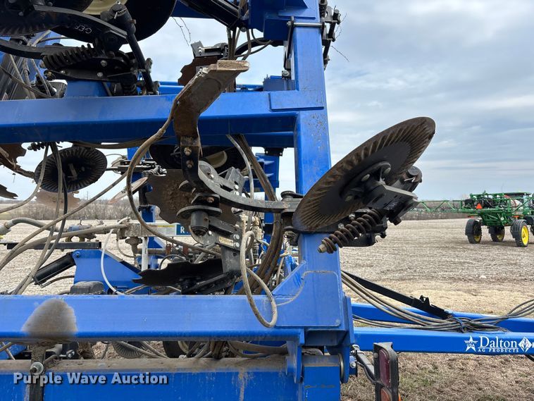 image for item EA4601 Dalton Ag DW7240-66 NH3 applicator