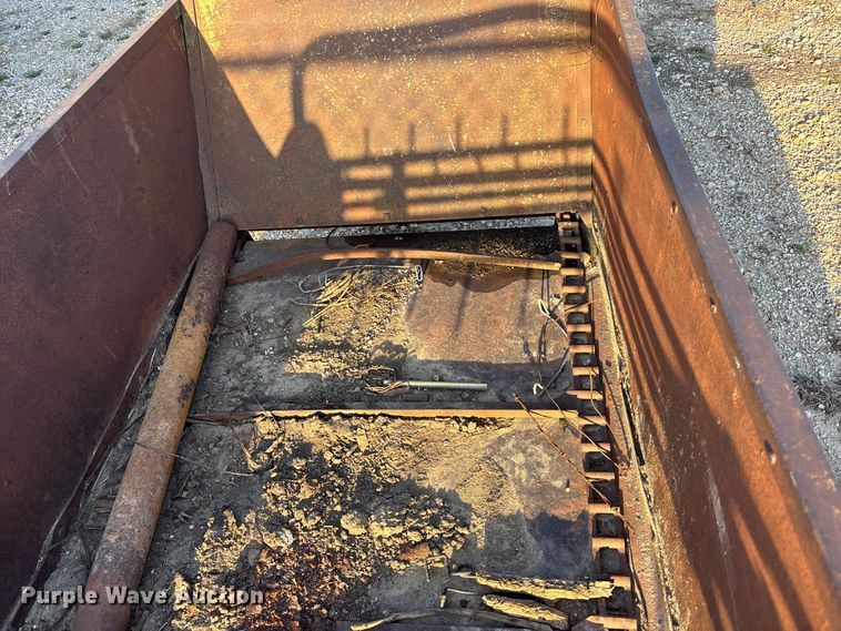 image for item EA4647 Manure spreader