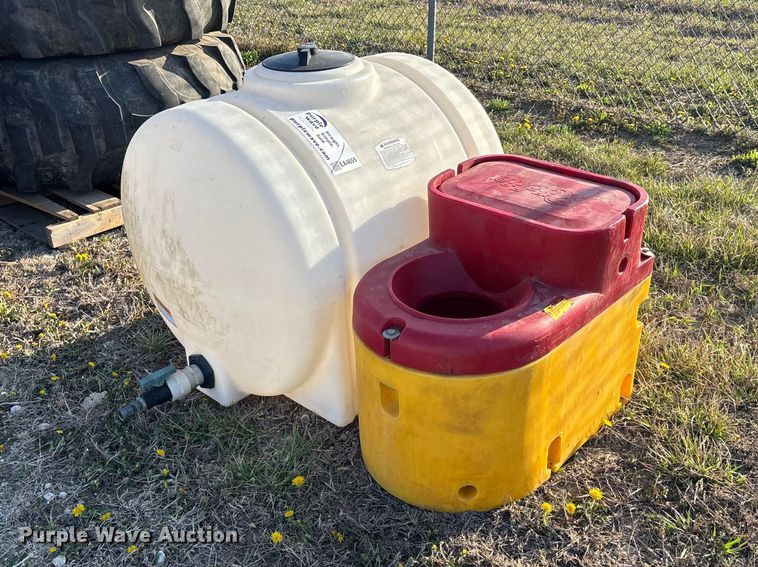 image for item EA4655 Ritchie livestock waterer
