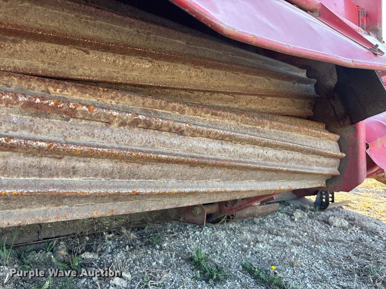 image for item EA4662 2002 Case IH HDX181 sickle head