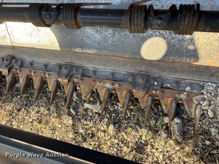 image for item EA4662 2002 Case IH HDX181 sickle head