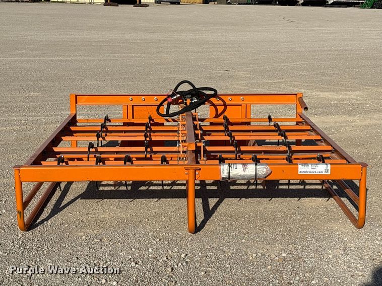 image for item EA4664 Land Honor Hag-12-23Q skid steer bale accumulator grapple