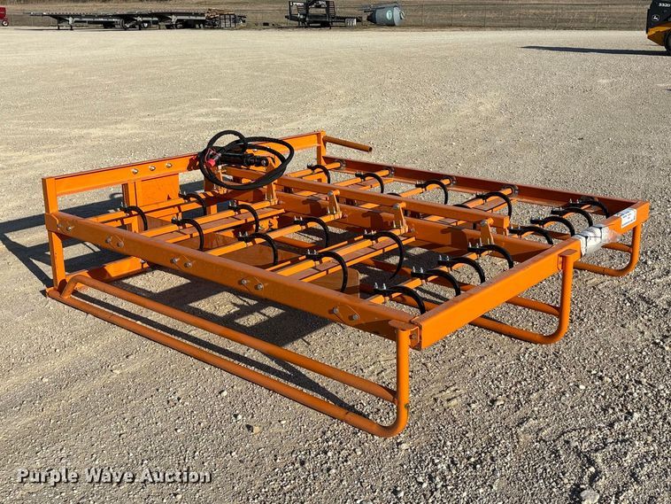 image for item EA4664 Land Honor Hag-12-23Q skid steer bale accumulator grapple