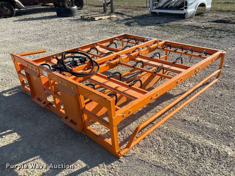 image for item EA4664 Land Honor Hag-12-23Q skid steer bale accumulator grapple