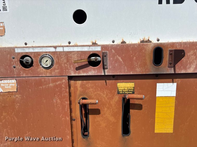 image for item EA4698 GT RB500 grain truck