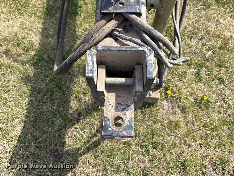 image for item EA4700 AGGO 12R30 Black Machine no-till planter