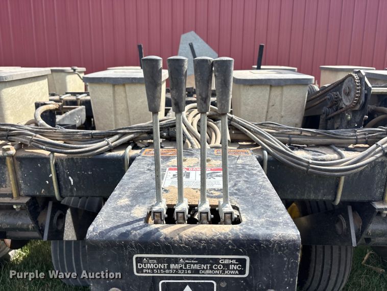 image for item EA4700 AGGO 12R30 Black Machine no-till planter