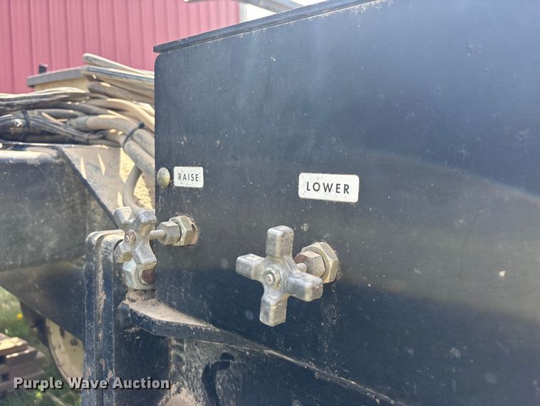 image for item EA4700 AGGO 12R30 Black Machine no-till planter