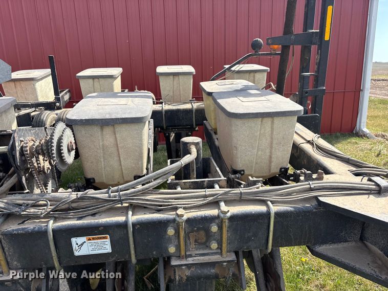 image for item EA4700 AGGO 12R30 Black Machine no-till planter