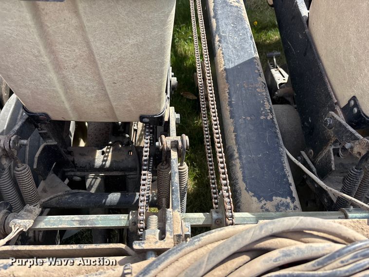 image for item EA4700 AGGO 12R30 Black Machine no-till planter