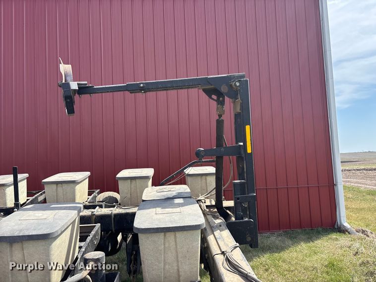 image for item EA4700 AGGO 12R30 Black Machine no-till planter